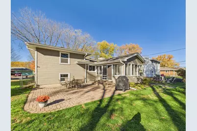 1187 Madison Street S, Shakopee, MN 55379 - Photo 46