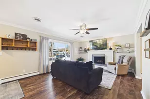 1187 Madison St S, Shakopee, MN 55379 - Photo 6