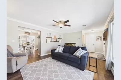 1187 Madison Street S, Shakopee, MN 55379 - Photo 8