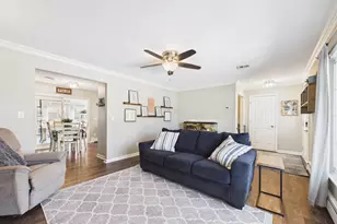 1187 Madison St S, Shakopee, MN 55379 - Photo 8