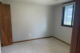 7655 Afton Ct, Woodbury, MN 55125 - Photo 22