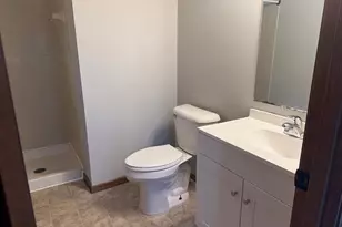 7655 Afton Ct, Woodbury, MN 55125 - Photo 14