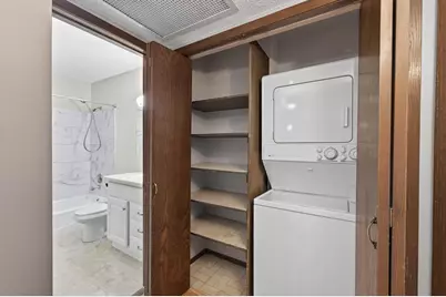 4710 58th Avenue N #202, Crystal, MN 55429 - Photo 16