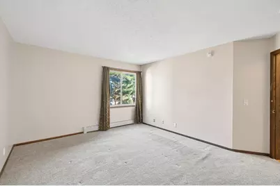 4710 58th Avenue N #202, Crystal, MN 55429 - Photo 10