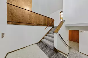 821 Valley View Rd, Faribault, MN 55021 - Photo 12