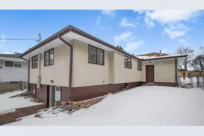 1669 Clarence Street, Saint Paul, MN 55106 - Photo 32