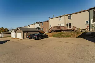 2804 25th St NW, Rochester, MN 55901 - Photo 20