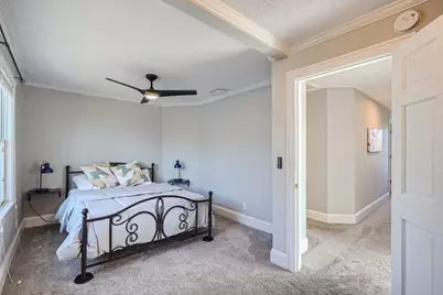 1045 Lake Street E, Wayzata, MN 55391 - Photo 24