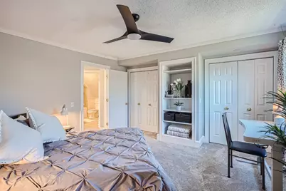 1045 Lake Street E, Wayzata, MN 55391 - Photo 18