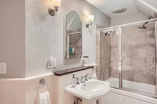 1045 Lake St E, Wayzata, MN 55391 - Photo 20