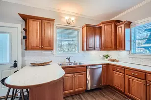 1045 Lake St E, Wayzata, MN 55391 - Photo 10