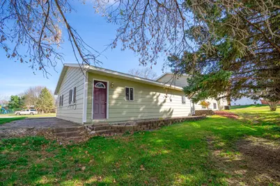 206 Pine Street SW, New London, MN 56273 - Photo 6