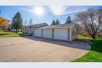 206 Pine Street SW, New London, MN 56273 - Photo 4
