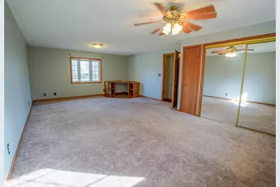 206 Pine Street SW, New London, MN 56273 - Photo 20