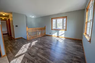 206 Pine St SW, New London, MN 56273 - Photo 10