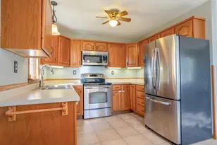 206 Pine St SW, New London, MN 56273 - Photo 14