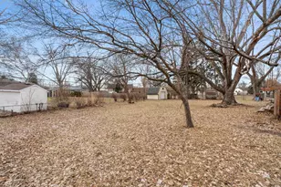 7624 Daleview Dr, Brooklyn Park, MN 55443 - Photo 38