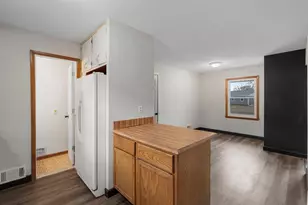 7624 Daleview Dr, Brooklyn Park, MN 55443 - Photo 6