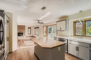 4291 W 150th St, Savage, MN 55378 - Photo 8