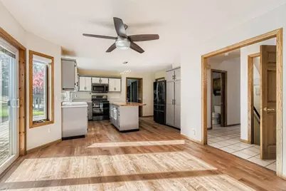 4291 W 150th Street, Savage, MN 55378 - Photo 4