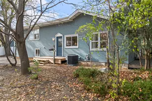 10524 Xerxes Ave S, Bloomington, MN 55431 - Photo 2