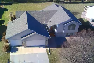 5415 Teakwood Ln N, Plymouth, MN 55442 - Photo 4