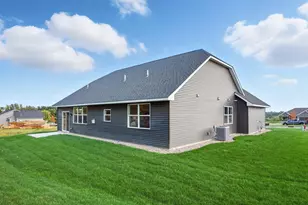 27221 Pete's Hl Trl, Elko New Market, MN 55020 - Photo 4