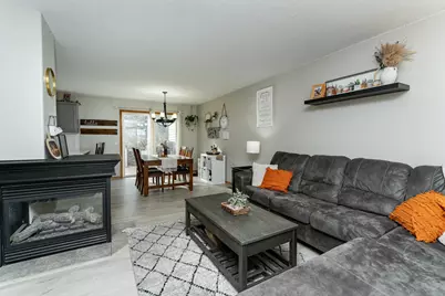 741 Baylee Place SW, Pine Island, MN 55963 - Photo 6