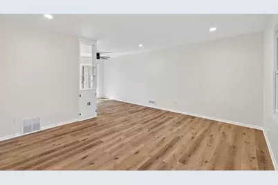 4329 Lakeland Avenue N, Robbinsdale, MN 55422 - Photo 8