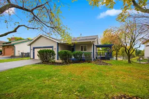 10485 Lee Dr, Eden Prairie, MN 55347 - Photo 22