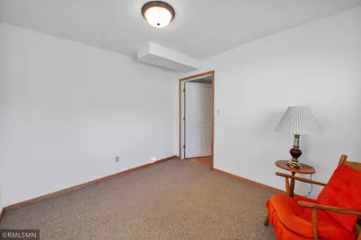 2610 Hydram Avenue N, Oakdale, MN 55128 - Photo 26