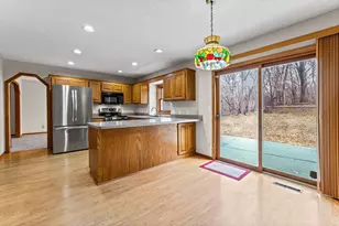 10013 170th St W, Lakeville, MN 55044 - Photo 8