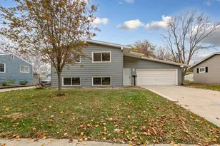 1614 8 1/2 Ave SE, Rochester, MN 55904 - Photo 1