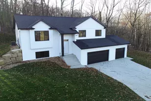 2141 Ponderosa Pl SW, Rochester, MN 55902 - Photo 1