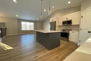 2141 Ponderosa Pl SW, Rochester, MN 55902 - Photo 6