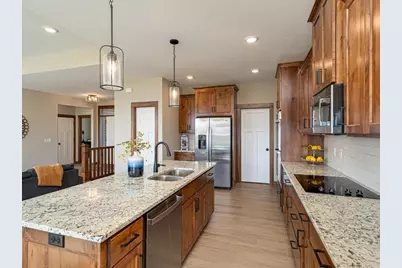 20635 Tamarack Street NW, Oak Grove, MN 55011 - Photo 10