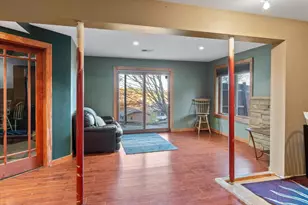 726 N 4th St, La Crescent, MN 55947 - Photo 24