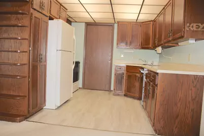 520 Graham Street SW, Hutchinson, MN 55350 - Photo 4