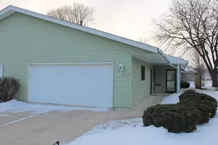 520 Graham St SW, Hutchinson, MN 55350 - Photo 1