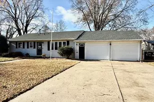 108 Schmahl Dr, Redwood Falls, MN 56283 - Photo 1