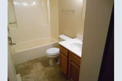 701 N 7th Street #107, Olivia, MN 56277 - Photo 10