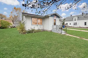 409 W 3rd St, Madison, MN 56256 - Photo 2