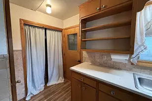 409 W 3rd St, Madison, MN 56256 - Photo 12