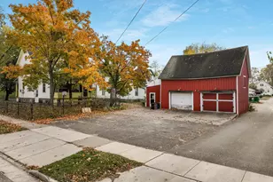 530 Hobart St, Eau Claire, WI 54703 - Photo 4