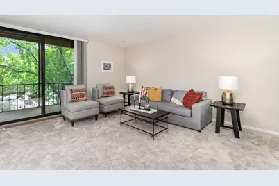 6085 Lincoln Drive #220, Edina, MN 55436 - Photo 4