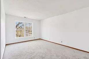 6145 Chasewood Pkwy, Minnetonka, MN 55343 - Photo 8