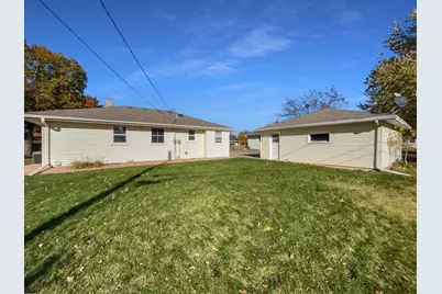 2306 Beam Avenue, North Saint Paul, MN 55109 - Photo 6