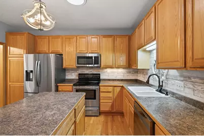 6401 Maclaren Avenue NE, Otsego, MN 55301 - Photo 2