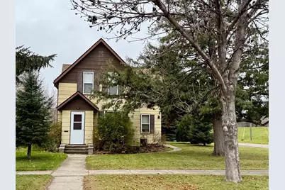 221 N Minnesota Street, Crookston, MN 56716 - Photo 1