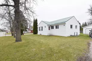 1523 1st St E, Thief River Falls, MN 56701 - Photo 1